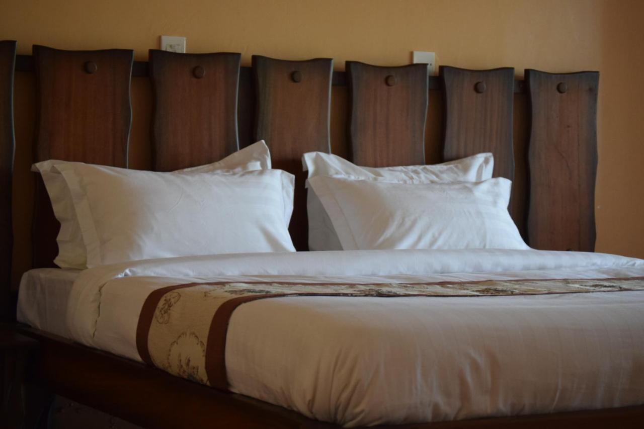 Esikar Gardens Hotel Narok Exterior foto
